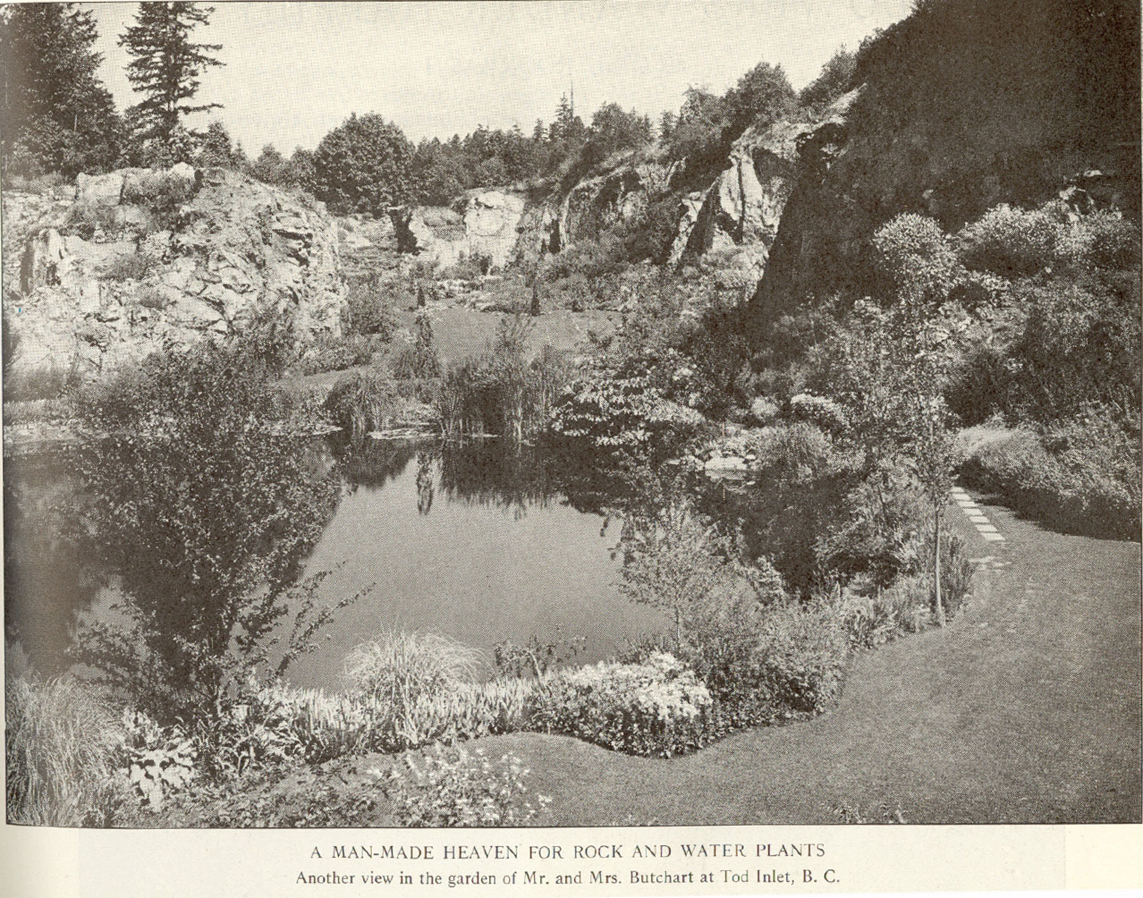 The Sunken Garden, 1922. This photo originally appeared in a 1922 magazine article (Author's collection)