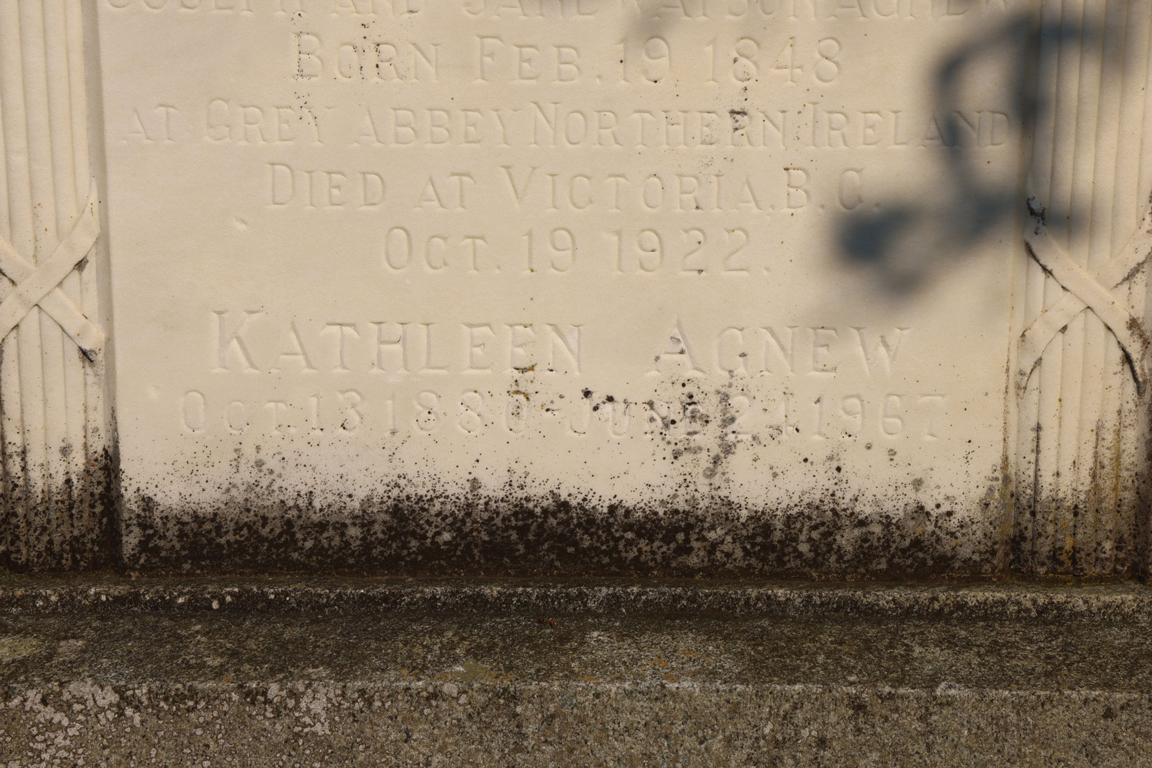 Inscription for Katherine "Kay" Agnew on the Agnew family grave, Ross Bay Cemetery. (photo: Mark Anderson)