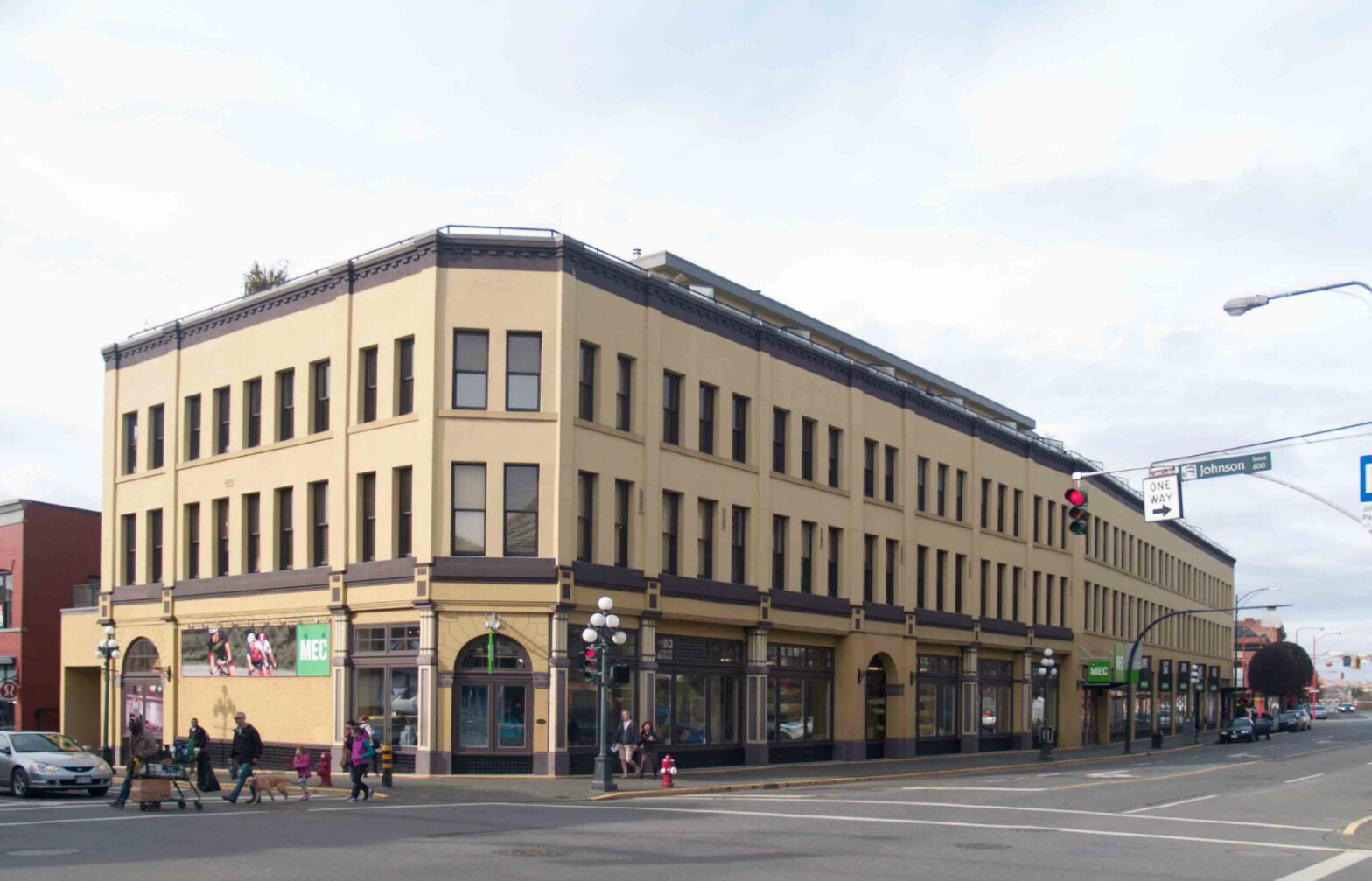 1450 Government Street was the Mac & Mac store in downtown Victoria until the 1960's. (Photo by Author)