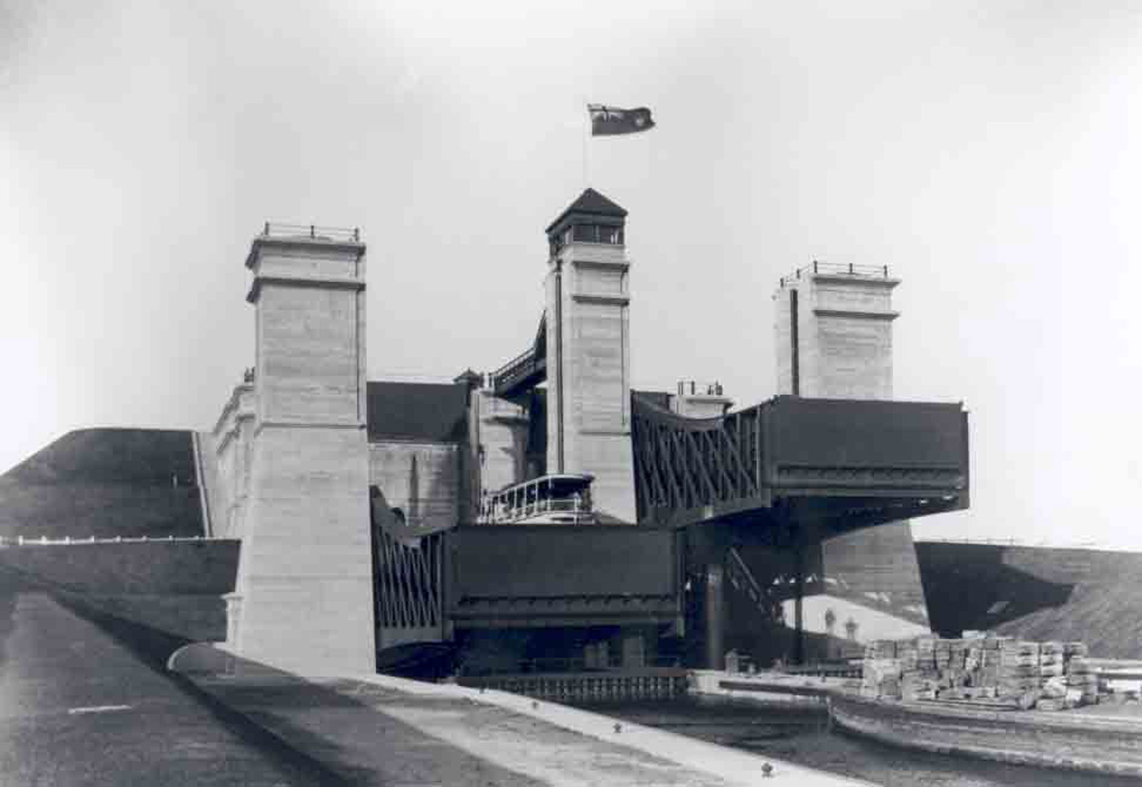The Peterborough Lift Lock in 1904 (photo courtesy of Parks Canada)