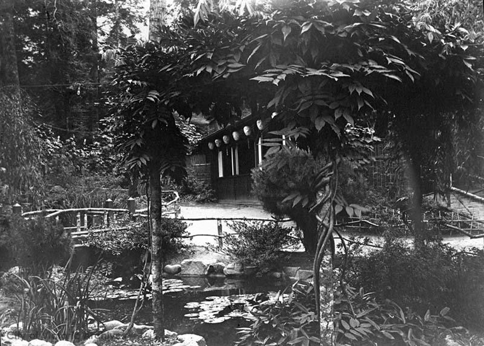 Japanese Tea House at Gorge Park, 1912 (City of Victoria Archives photo M07762)